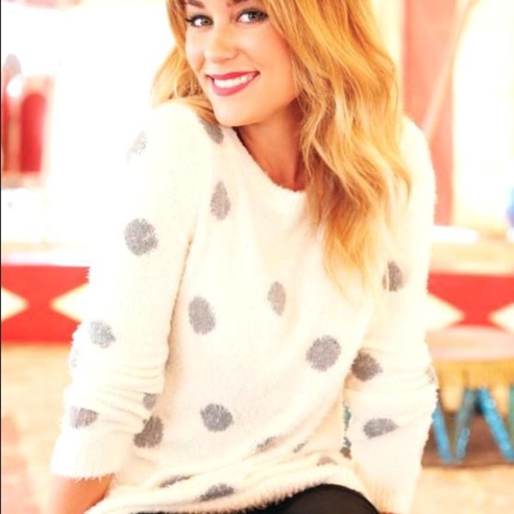 3/$25✨Lauren Conrad Polka Dot sweater